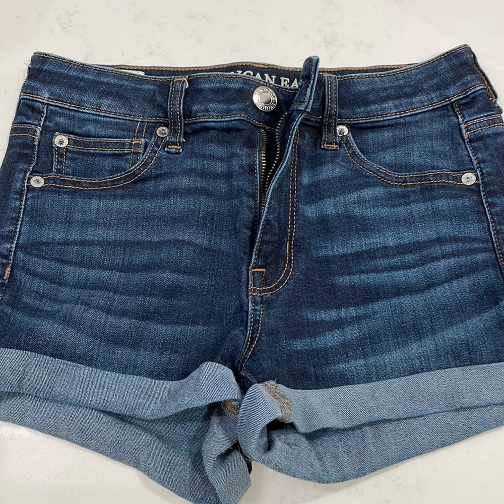 American Eagle Hi-Rise shortie dark blue size 4